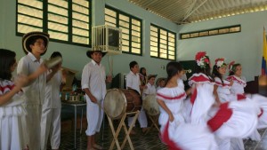 Grupo de Tamboras del Colegio Custodio García Rovira compartieron su música y bailes con los asistentes a la Feria FRACTUS